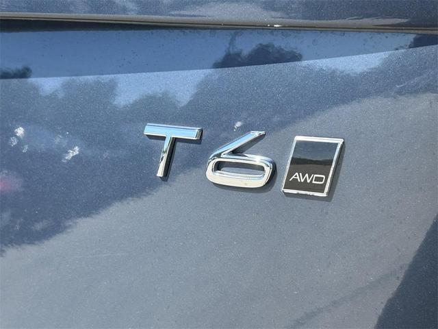 Photo of 2020 Denim Blue Metallic Volvo XC90