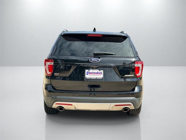 Photo of 2016 SHADOW BLACK Ford Explorer