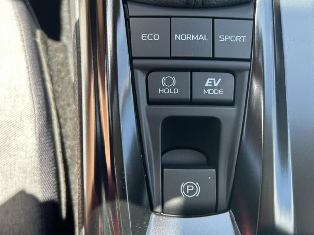 Photo of 2025 Midnight Black Metallic Toyota Camry