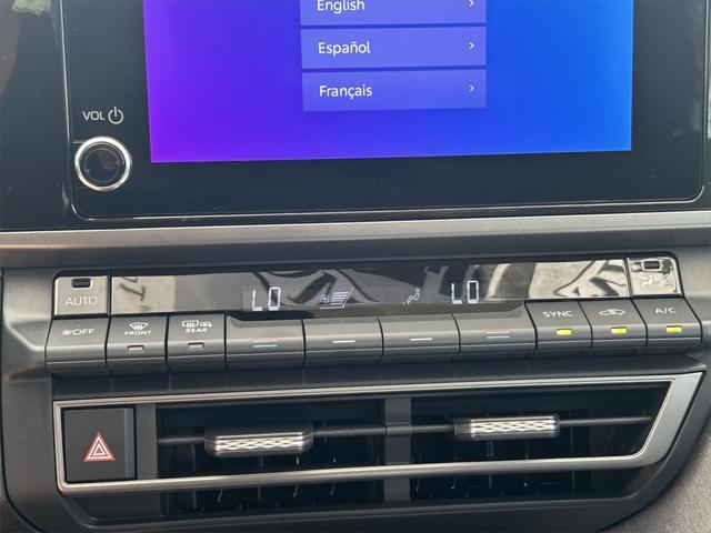 Photo of 2025 Midnight Black Metallic Toyota Camry