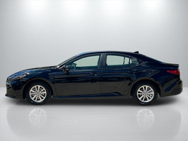 Photo of 2025 Midnight Black Metallic Toyota Camry