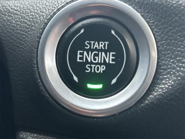Photo of 2022 Ebony Twilight Metallic Buick Encore GX