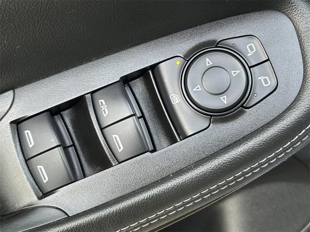 Photo of 2022 Ebony Twilight Metallic Buick Encore GX