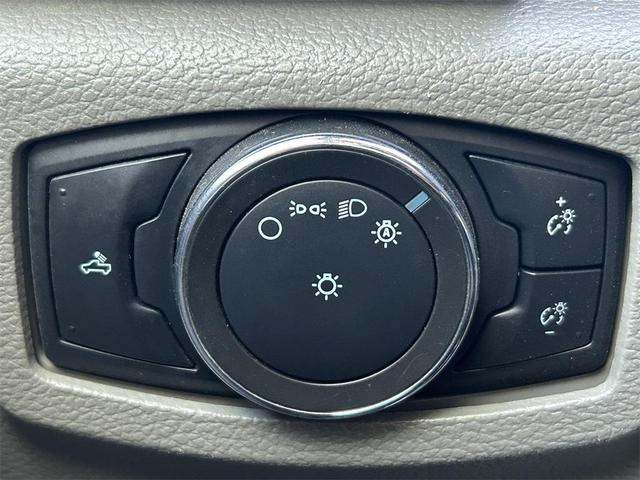 Photo of 2022 OXFORD WHITE Ford F-250