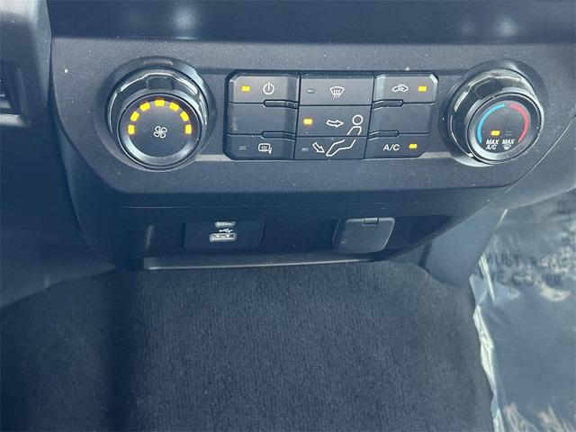 Photo of 2022 OXFORD WHITE Ford F-250