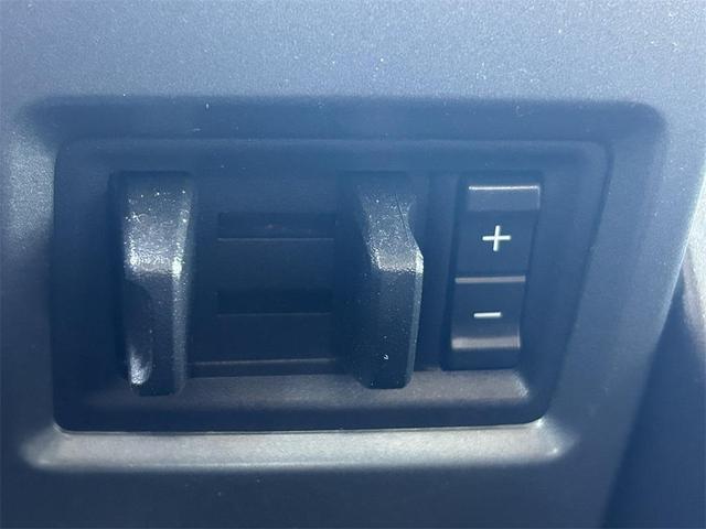 Photo of 2022 OXFORD WHITE Ford F-250