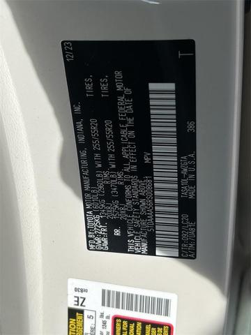 Photo of 2024 Coastal Cream Toyota Grand Highlander