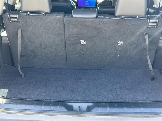 Photo of 2024 Coastal Cream Toyota Grand Highlander