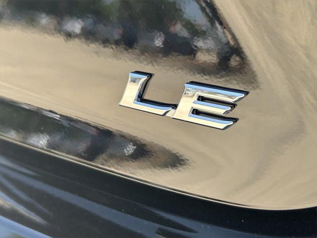 Photo of 2025 Midnight Black Metallic Toyota Camry