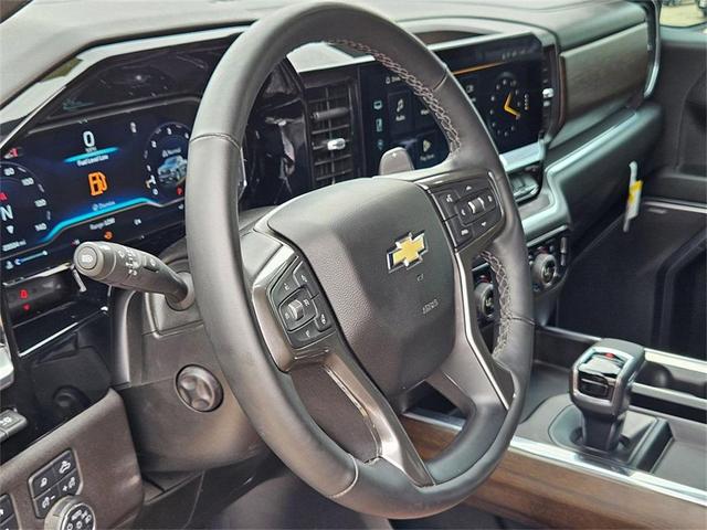 Photo of 2024 Iridescent Pearl Tricoat Chevrolet Silverado 1500