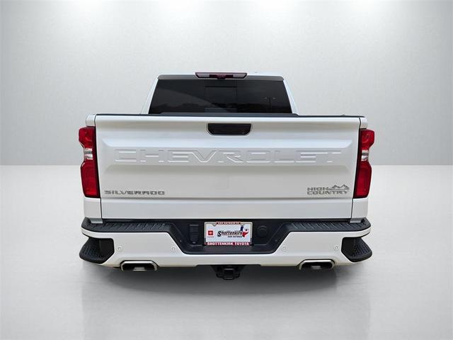 Photo of 2024 Iridescent Pearl Tricoat Chevrolet Silverado 1500