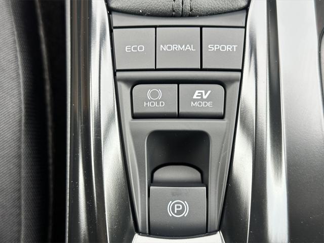 Photo of 2025 Ice Cap Toyota Camry