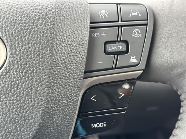 Photo of 2025 Ice Cap Toyota Camry