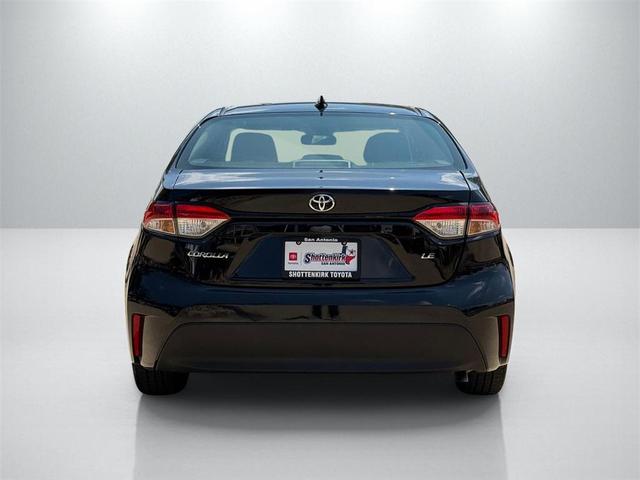 Photo of 2024 Midnight Black Metallic Toyota Corolla
