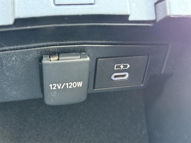 Photo of 2024 Midnight Black Metallic Toyota Corolla