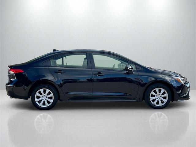 Photo of 2025 Midnight Black Metallic Toyota Corolla Hybrid