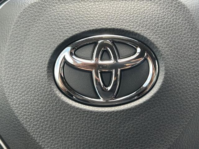 Photo of 2025 Classic Silver Metallic Toyota Corolla