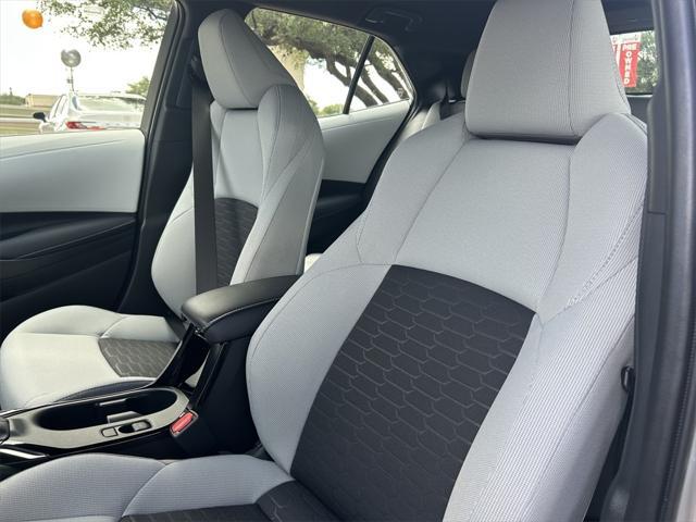 Photo of 2025 Classic Silver Metallic Toyota Corolla