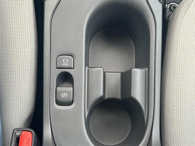 Photo of 2025 Wind Chill Pearl Toyota Corolla