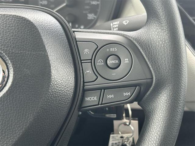 Photo of 2025 Wind Chill Pearl Toyota Corolla