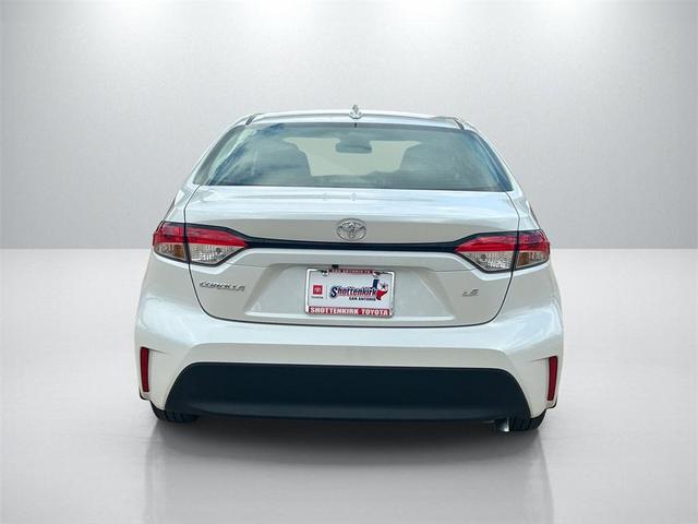 Photo of 2025 Wind Chill Pearl Toyota Corolla