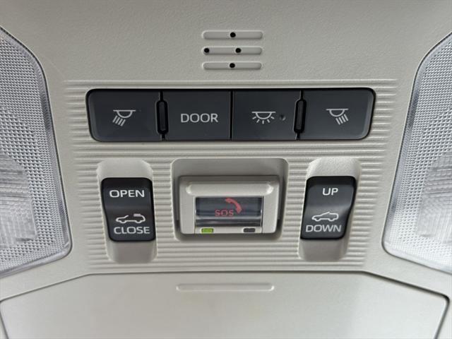 Photo of 2024 Ice Cap Toyota RAV4