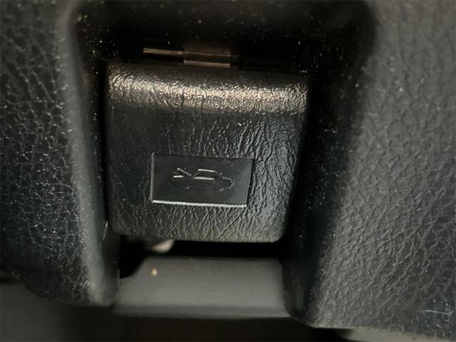 Photo of 2023 Midnight Black Metallic Toyota Camry