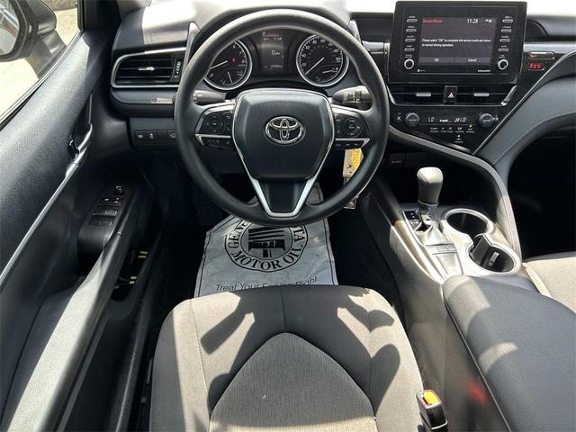 Photo of 2023 Midnight Black Metallic Toyota Camry