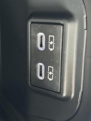 Photo of 2024 Midnight Black Metallic Toyota RAV4