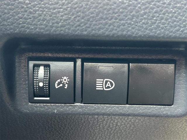 Photo of 2024 Midnight Black Metallic Toyota RAV4