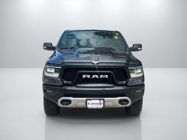 Photo of 2022 Granite Crystal Metallic Clearcoat RAM 1500