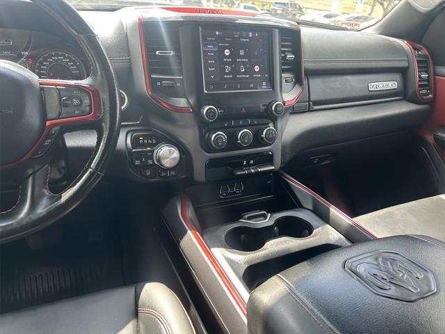 Photo of 2022 Granite Crystal Metallic Clearcoat RAM 1500