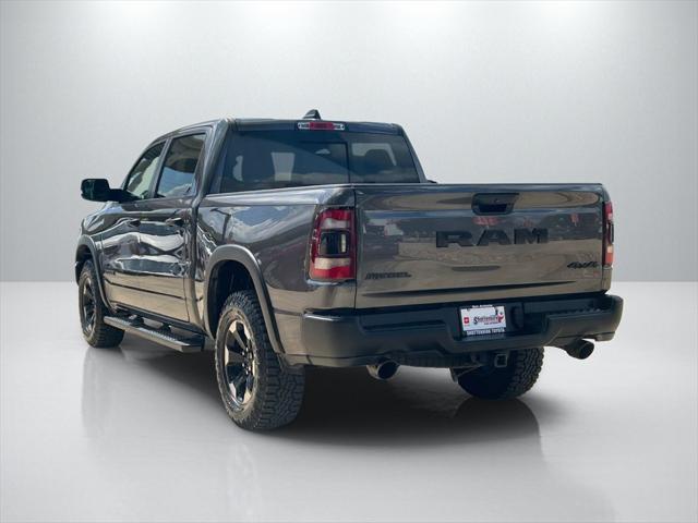 Photo of 2022 Granite Crystal Metallic Clearcoat RAM 1500