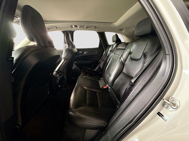 Photo of 2020 White Volvo XC60
