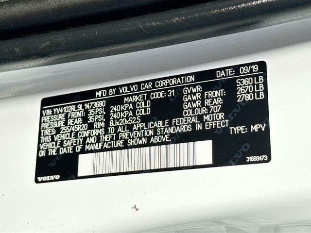 Photo of 2020 White Volvo XC60