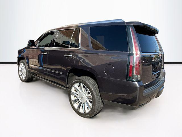 Photo of 2016 Dark Granite Metallic Cadillac Escalade