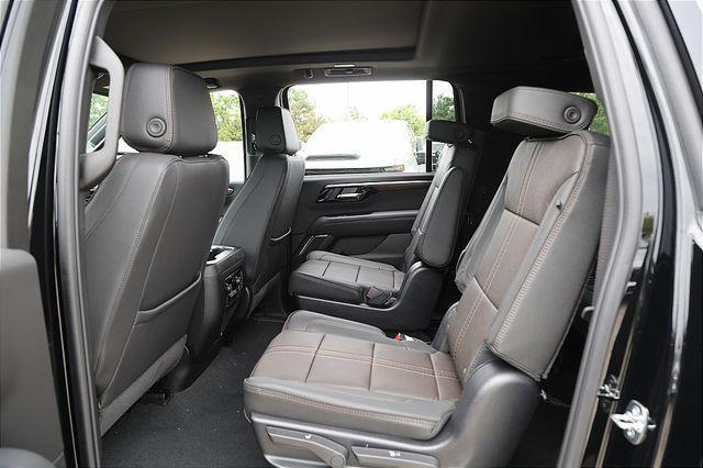 Photo of 2025 Black Chevrolet Suburban