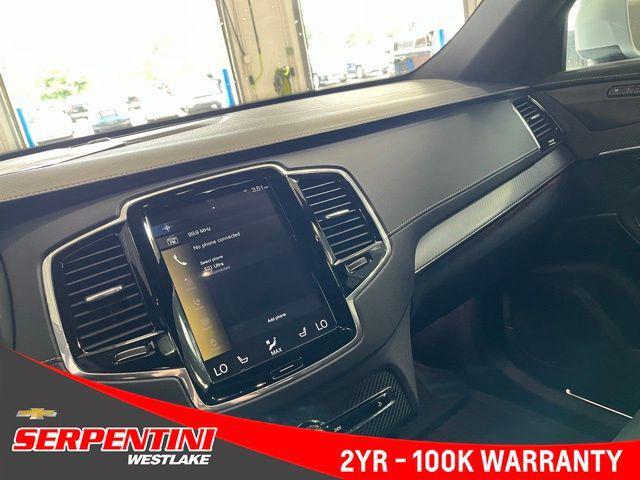 Photo of 2019 Crystal White Pearl Metallic Volvo XC90