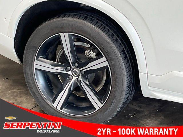 Photo of 2019 Crystal White Pearl Metallic Volvo XC90