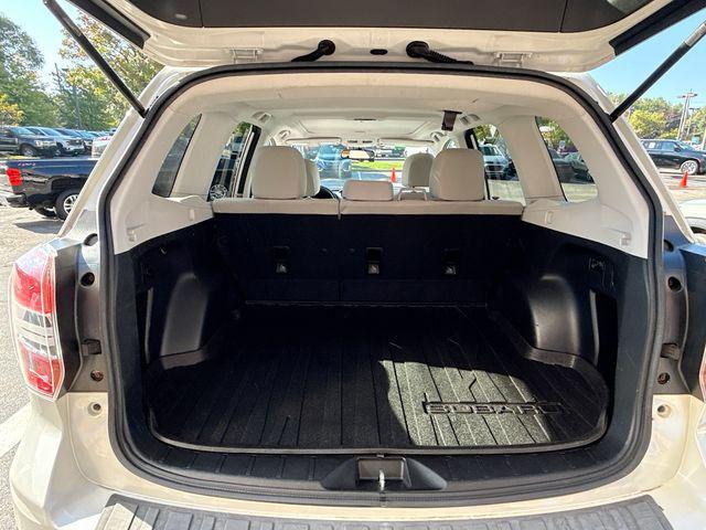 Photo of 2015 Satin White Pearl Subaru Forester