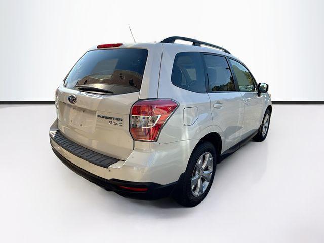 Photo of 2015 Satin White Pearl Subaru Forester