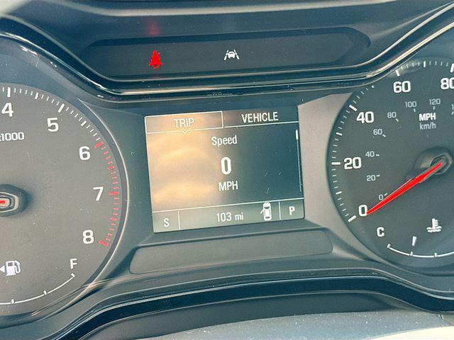 Photo of 2025 Summit White Chevrolet Trax