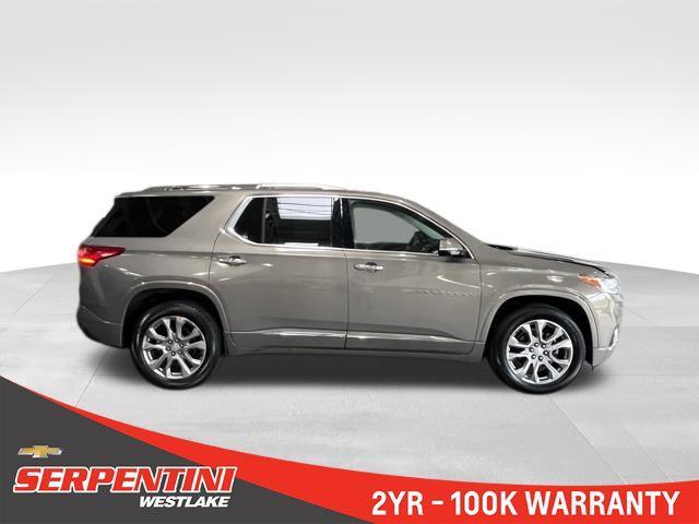 Photo of 2018 Pepperdust Metallic Chevrolet Traverse
