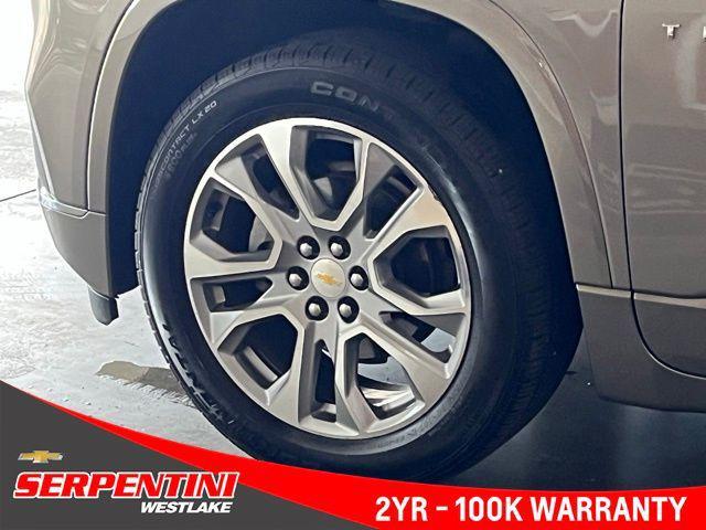 Photo of 2018 Pepperdust Metallic Chevrolet Traverse
