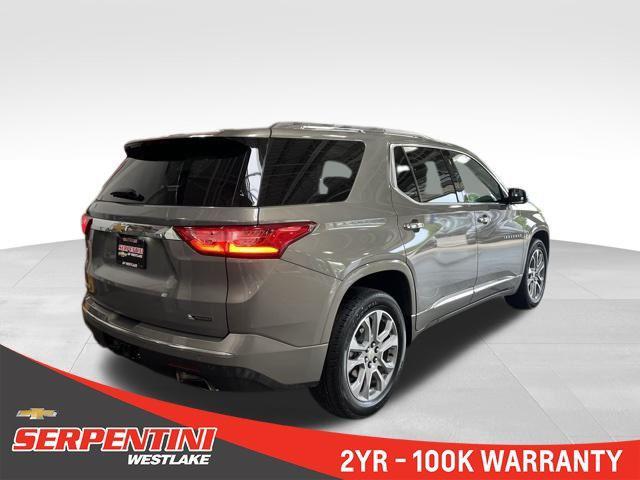Photo of 2018 Pepperdust Metallic Chevrolet Traverse