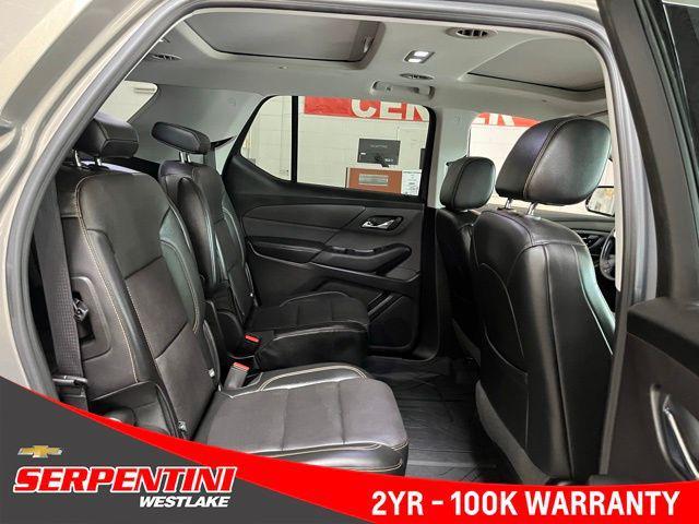 Photo of 2018 Pepperdust Metallic Chevrolet Traverse
