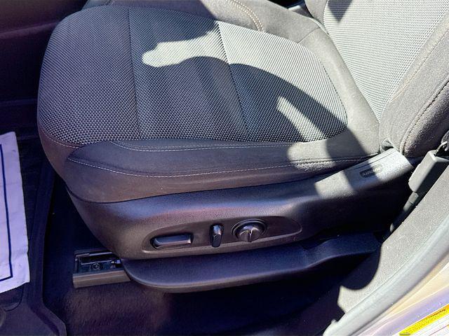Photo of 2018 Silver Ice Metallic Chevrolet Traverse