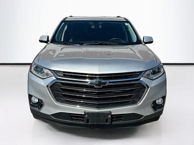 Photo of 2018 Silver Ice Metallic Chevrolet Traverse