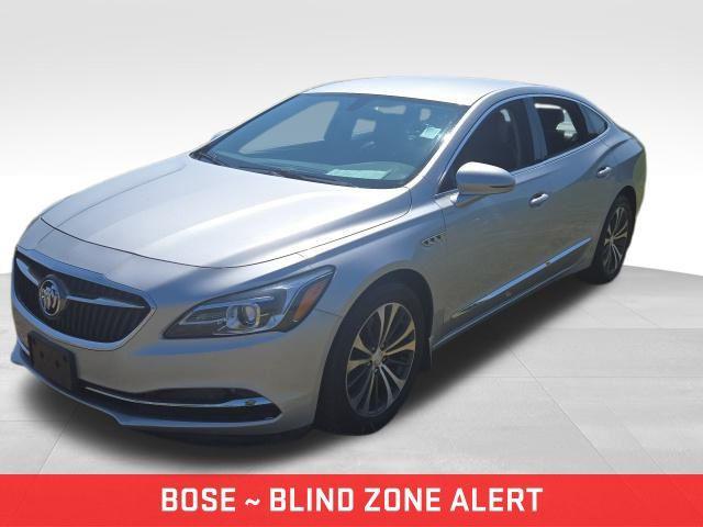 Photo of 2017 Quicksilver Metallic Buick LaCrosse