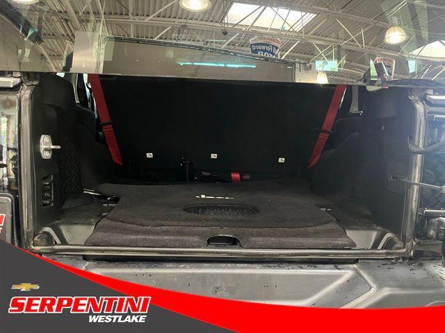 Photo of 2017 Black Clearcoat Jeep Wrangler Unlimited